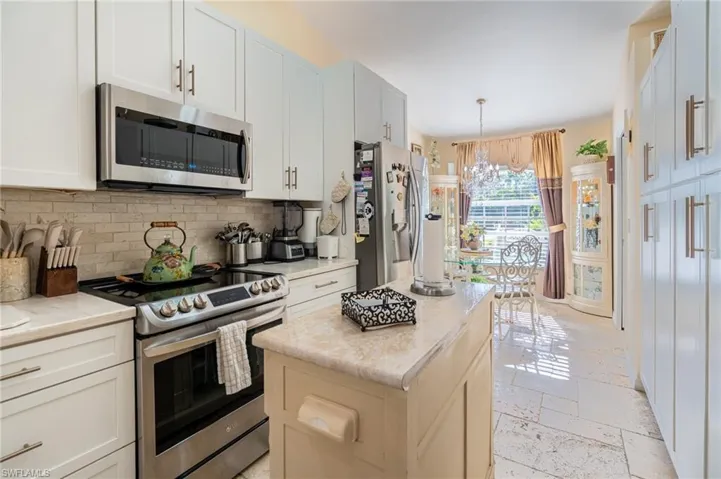 5205 Whitten Dr 57, Naples, Florida 34104