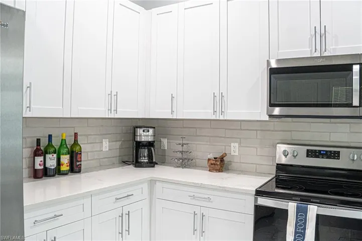 2471  64th NE AVE, Naples, FL 34120