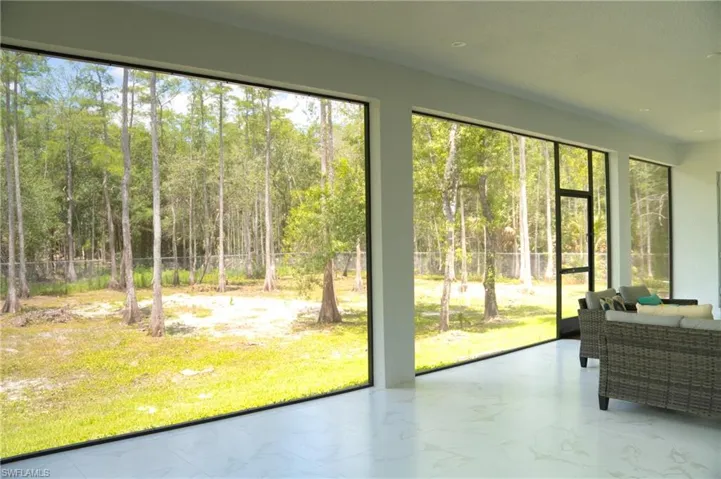 2471  64th NE AVE, Naples, FL 34120