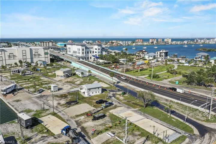 19281 #37 San Carlos Blvd, Fort Myers Beach, Florida 33931