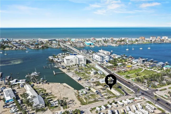 19281 #37 San Carlos Blvd, Fort Myers Beach, Florida 33931