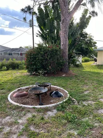 632 98th Ave N, Naples, Florida 34108