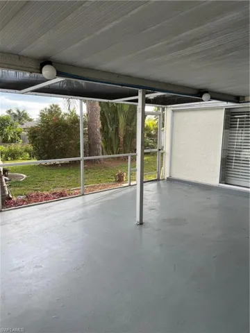 632 98th Ave N, Naples, Florida 34108