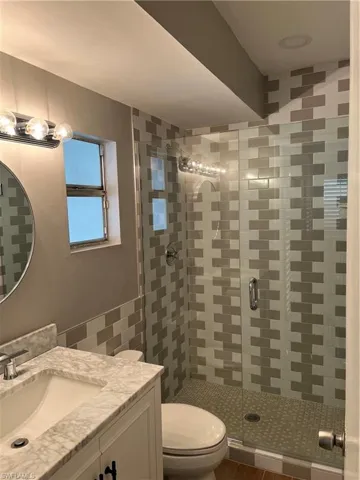 632 98th Ave N, Naples, Florida 34108
