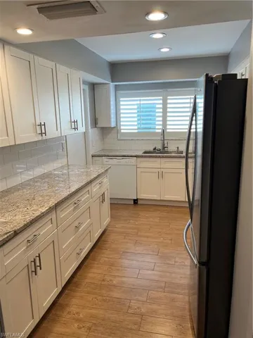 632 98th Ave N, Naples, Florida 34108