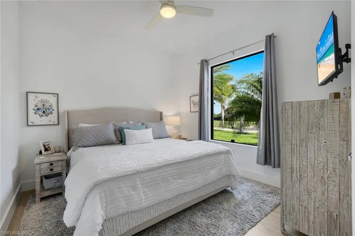4208 Nw 13th St, Cape Coral, Florida 33993