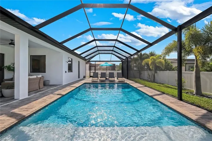 4208 Nw 13th St, Cape Coral, Florida 33993