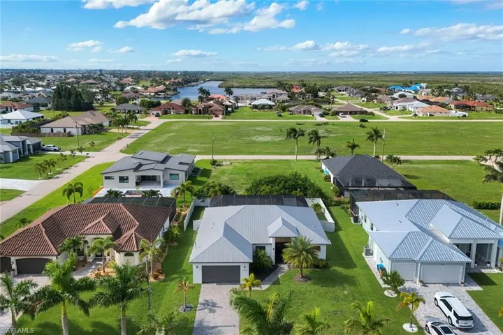 4208 Nw 13th St, Cape Coral, Florida 33993