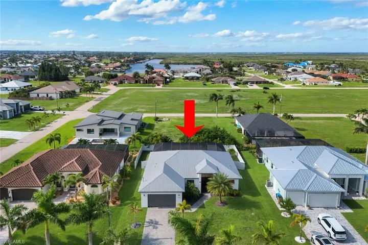 4208 Nw 13th St, Cape Coral, Florida 33993
