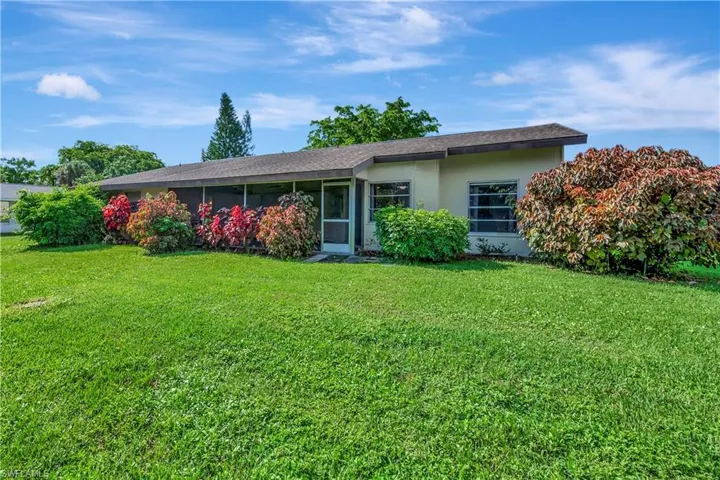 Ranch-style home with large back yard