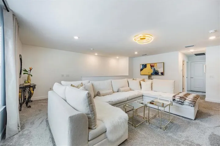 10499  Ventana  LN, Naples, FL 34120