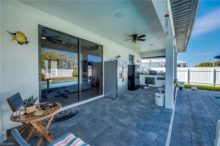 Lanai & Outdoor Kitchen