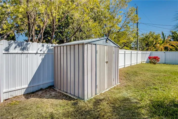 Shed