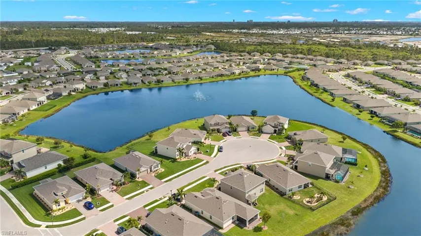 3447 Manati CT, CAPE CORAL FL 33909