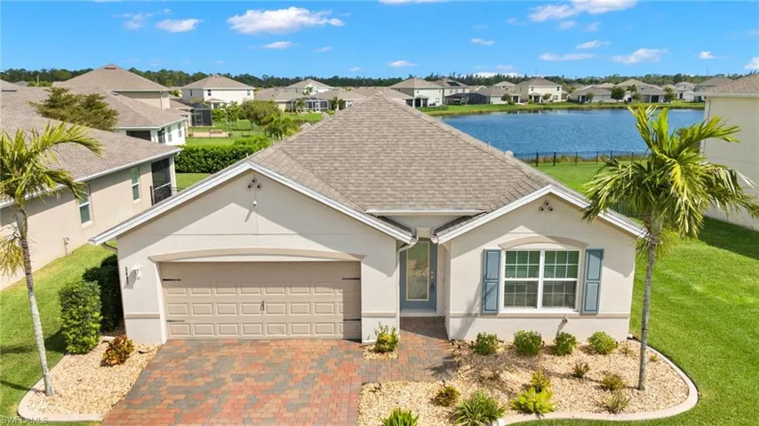 3447 Manati CT, CAPE CORAL FL 33909