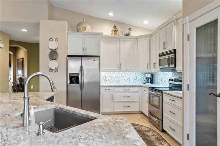 12021  Brassie  CIR, Fort Myers, FL 33913