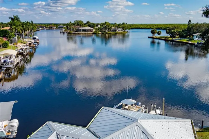 121 Newport Dr, Naples, Florida 34114
