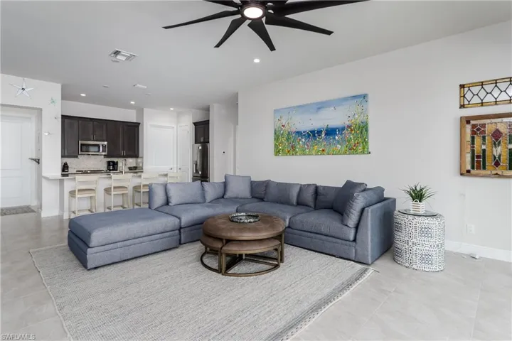 121 Newport Dr, Naples, Florida 34114