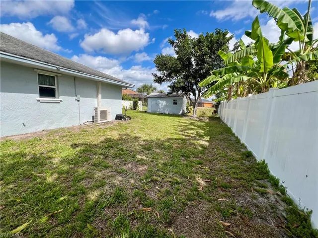 1925  Gardner  AVE, Lehigh Acres, FL 33936