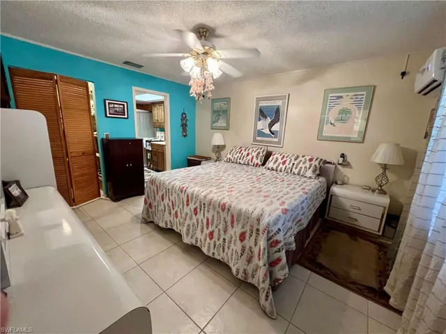 1925  Gardner  AVE, Lehigh Acres, FL 33936