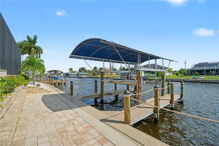 125 Nw 33rd Ave, Cape Coral, Florida 33993