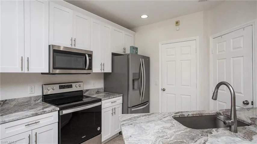 9819 Catena Way 105, Fort Myers, Florida 33908