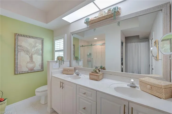 5754  Greenwood  CIR, Naples, FL 34112