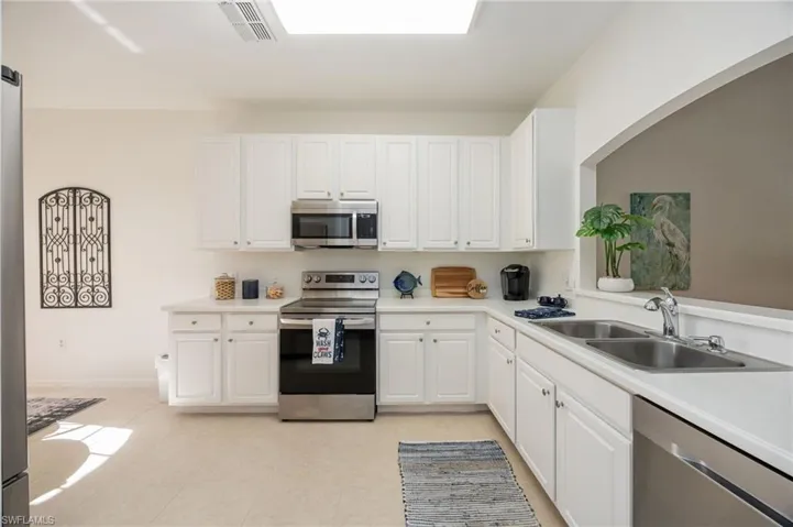 Eat in kitchen nook