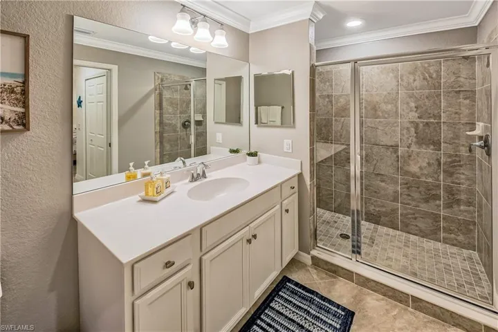9572 Trevi Ct 5037, Naples, Florida 34113