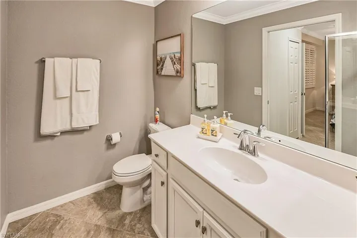 9572 Trevi Ct 5037, Naples, Florida 34113
