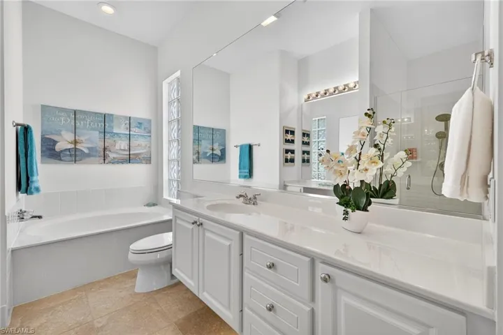 Owner's Her Bath