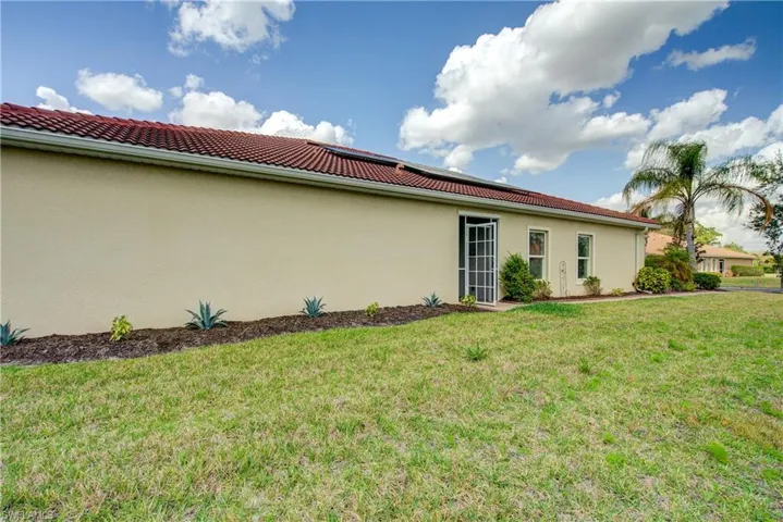 The side yard is HUGE (by your main entry), as there is no neighbor directly next door