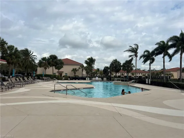 10300 Via Colomba Cir, Fort Myers, Florida 33966