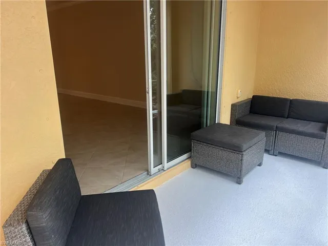 10300 Via Colomba Cir, Fort Myers, Florida 33966