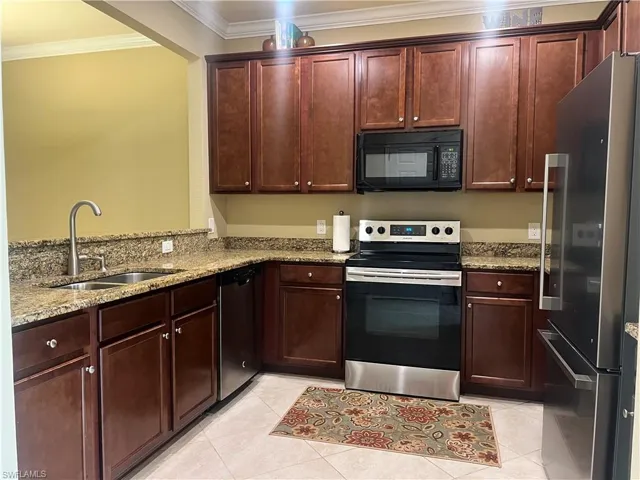 10300 Via Colomba Cir, Fort Myers, Florida 33966