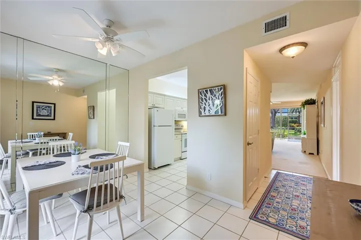 853 Tanbark Dr 105, Naples, Florida 34108