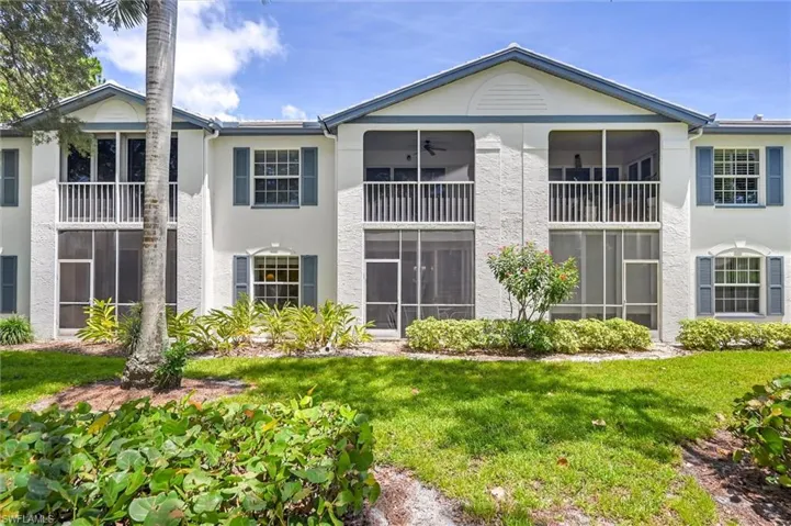 853 Tanbark Dr 105, Naples, Florida 34108