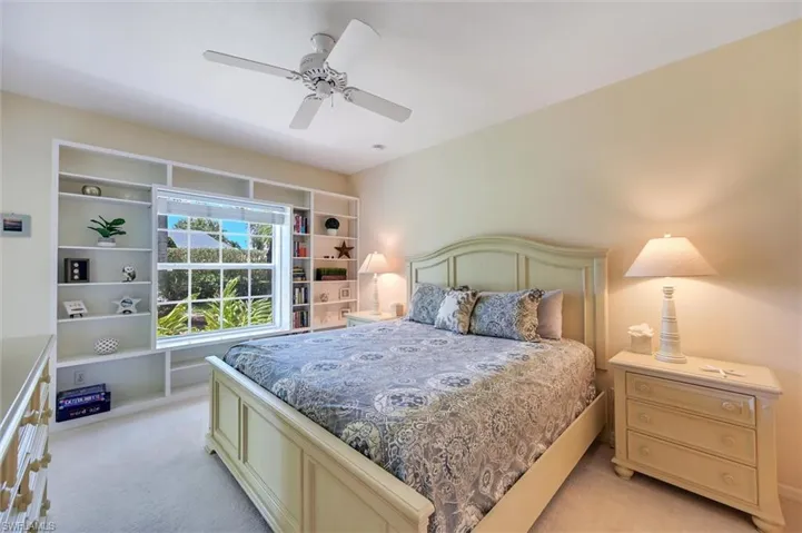 853 Tanbark Dr 105, Naples, Florida 34108