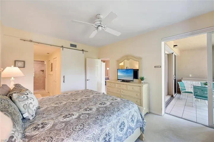 853 Tanbark Dr 105, Naples, Florida 34108