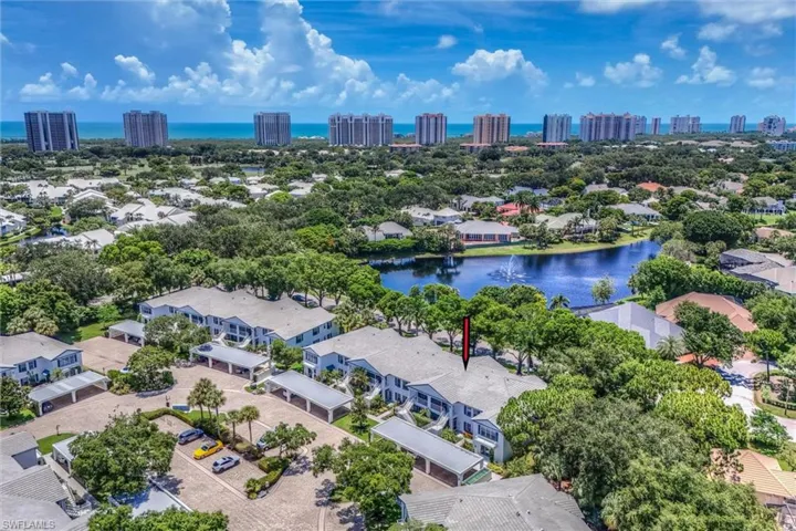 853 Tanbark Dr 105, Naples, Florida 34108