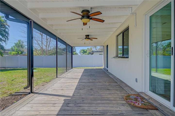 8112 San Carlos BLVD, FORT MYERS FL 33967