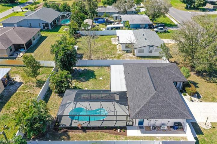 8112 San Carlos BLVD, FORT MYERS FL 33967