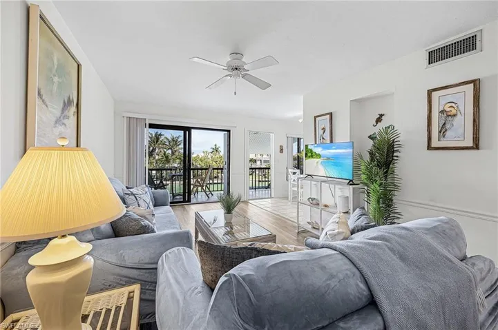 1250 Tennisplace Ct E33, Sanibel, Florida 33957