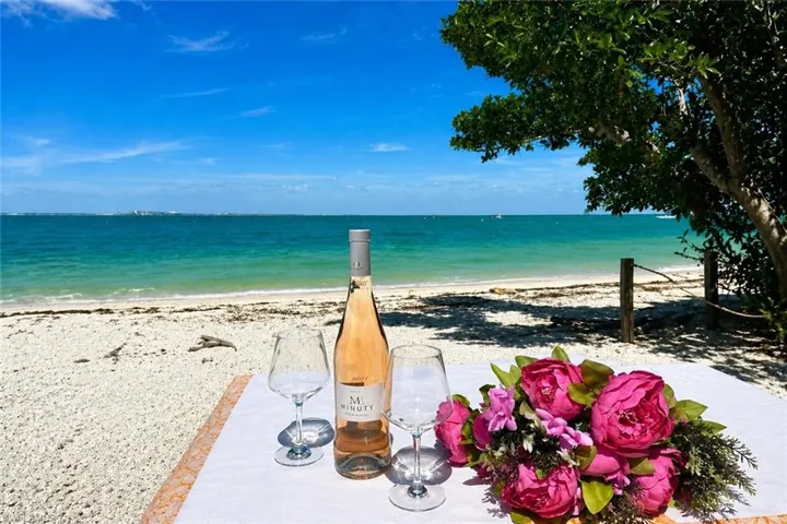 1250 Tennisplace Ct E33, Sanibel, Florida 33957