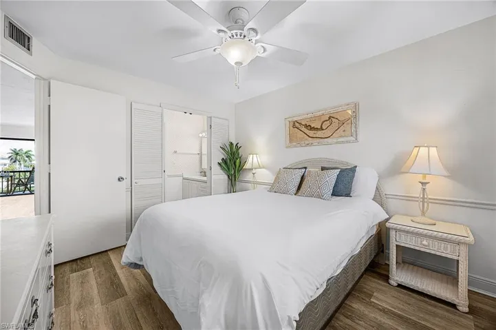 1250 Tennisplace Ct E33, Sanibel, Florida 33957