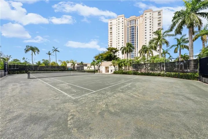 Contessa Tennis Courts