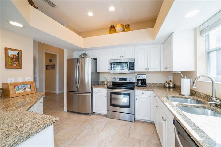 4008 Kensington High ST, NAPLES FL 34105