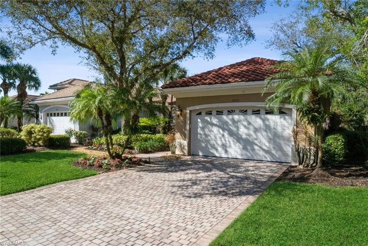 4008 Kensington High ST, NAPLES FL 34105