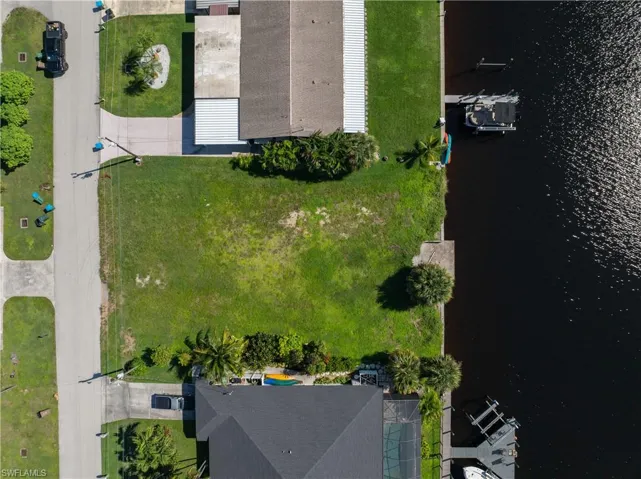 Direct Gulf access | Desirable southern exposure | Located on the approximately 200-foot-wide Bimini Canal | Prime Bimini Basin / South Cape Coral location | MXB – Mixed-Use Bimini zoning | Exciting opportunity for investors, builders, and developers