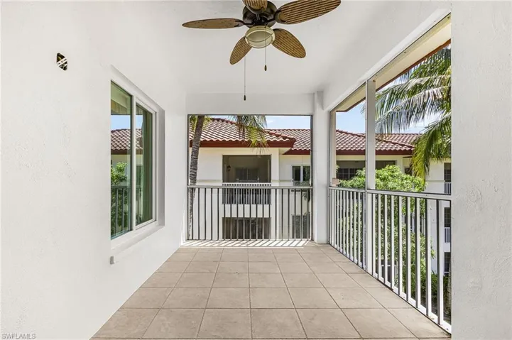 221 9th St S 301, Naples, Florida 34102